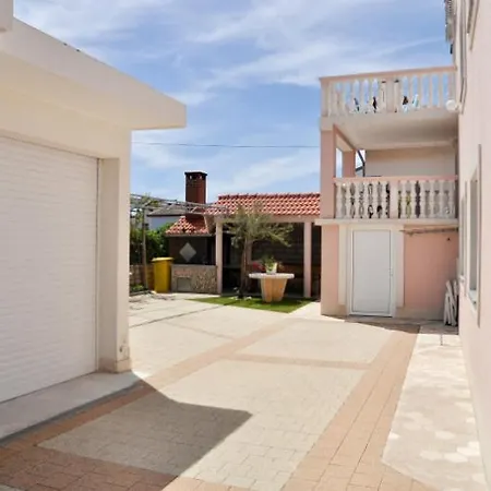 Sandy Beach Apartments Nin Exterior photo